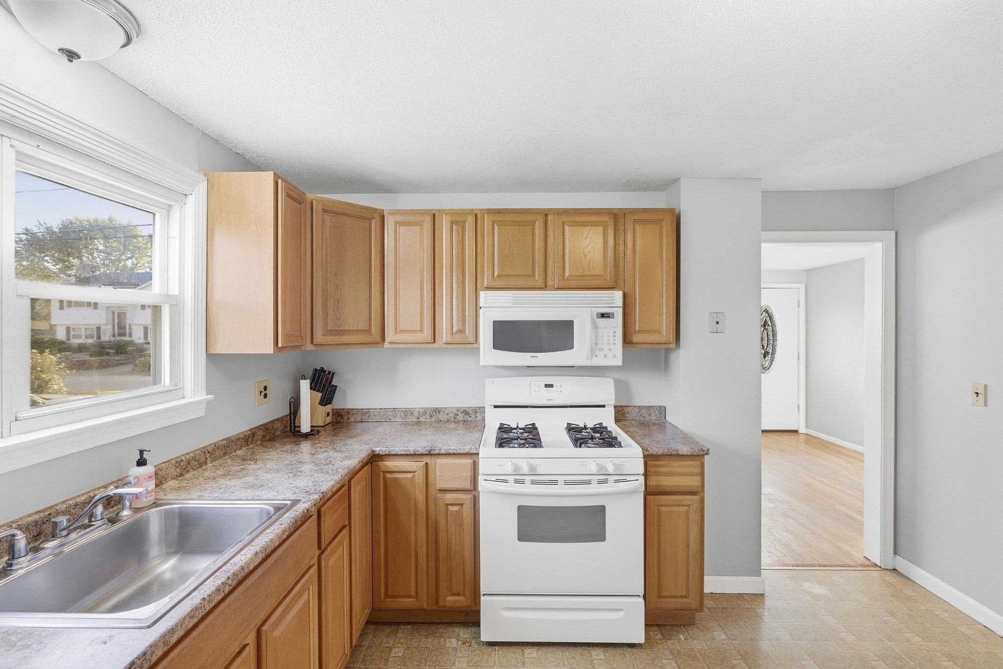 444 Butman Rd, Lowell, MA, 444 Butman Rd, Lowell, MA Photo #8