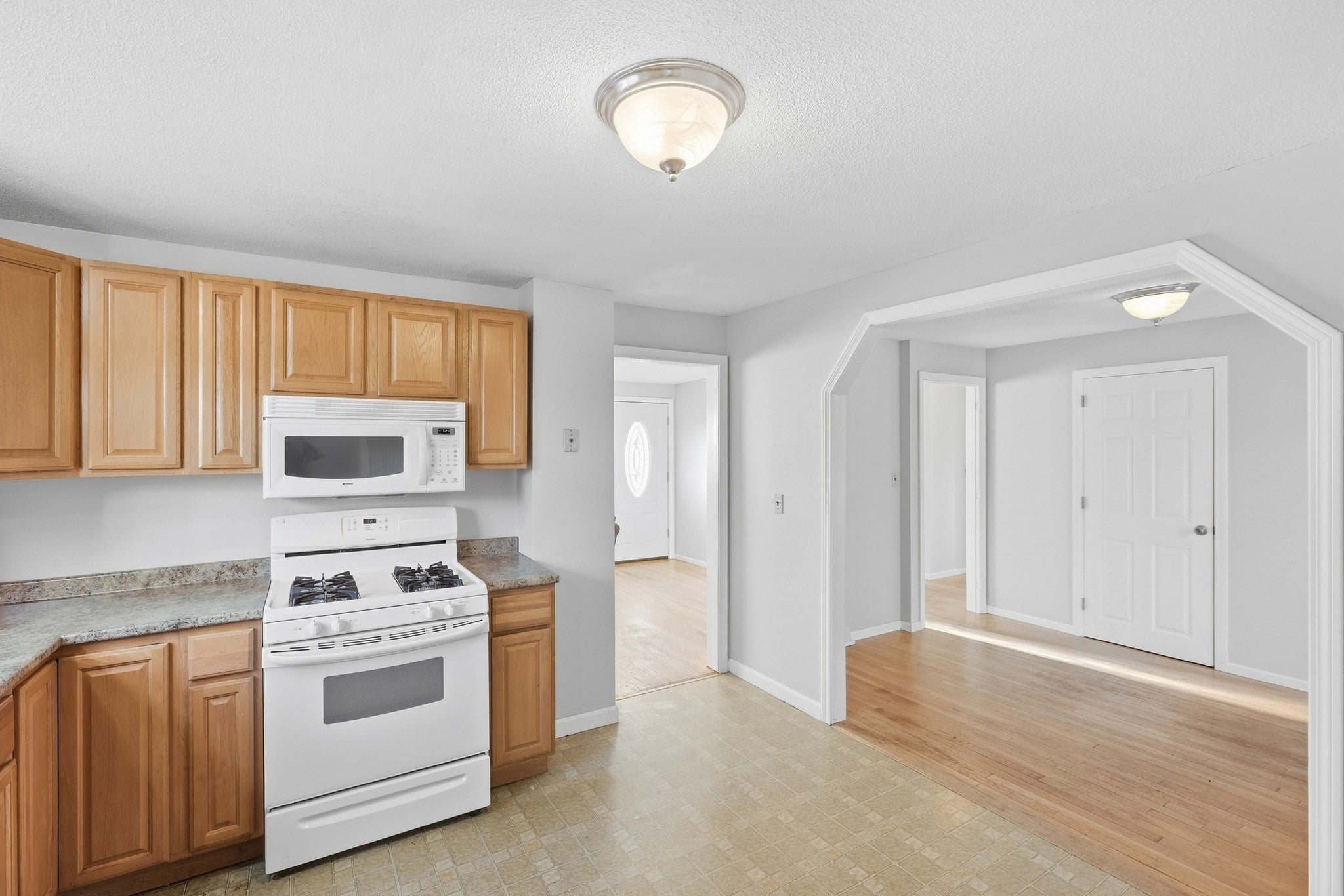 444 Butman Rd, Lowell, MA, 444 Butman Rd, Lowell, MA Photo #10