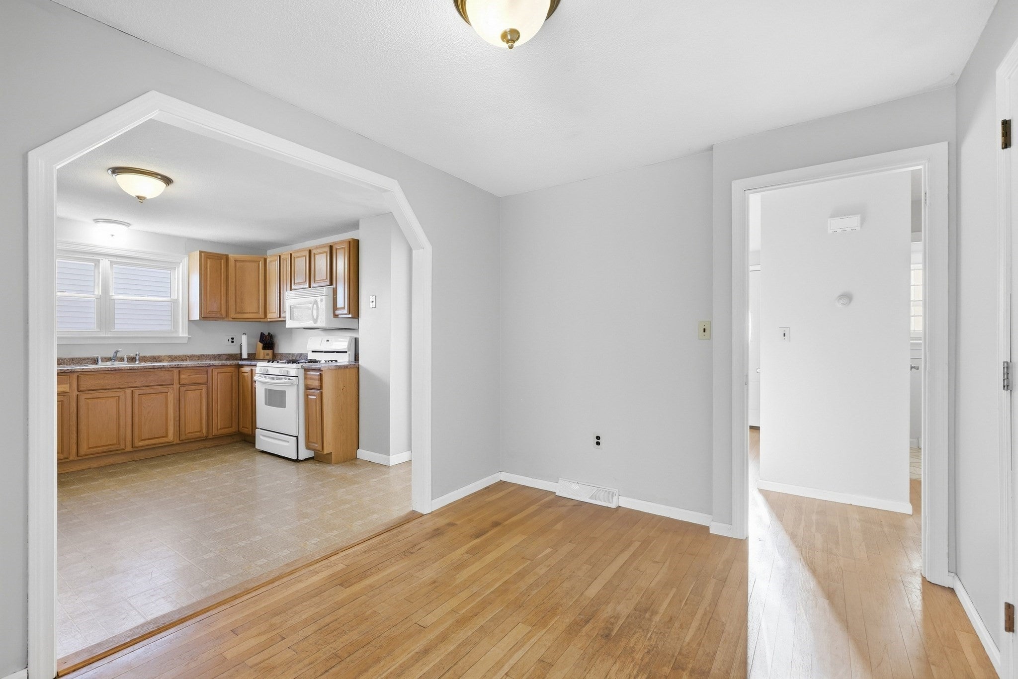 444 Butman Rd, Lowell, MA, 444 Butman Rd, Lowell, MA Photo #9