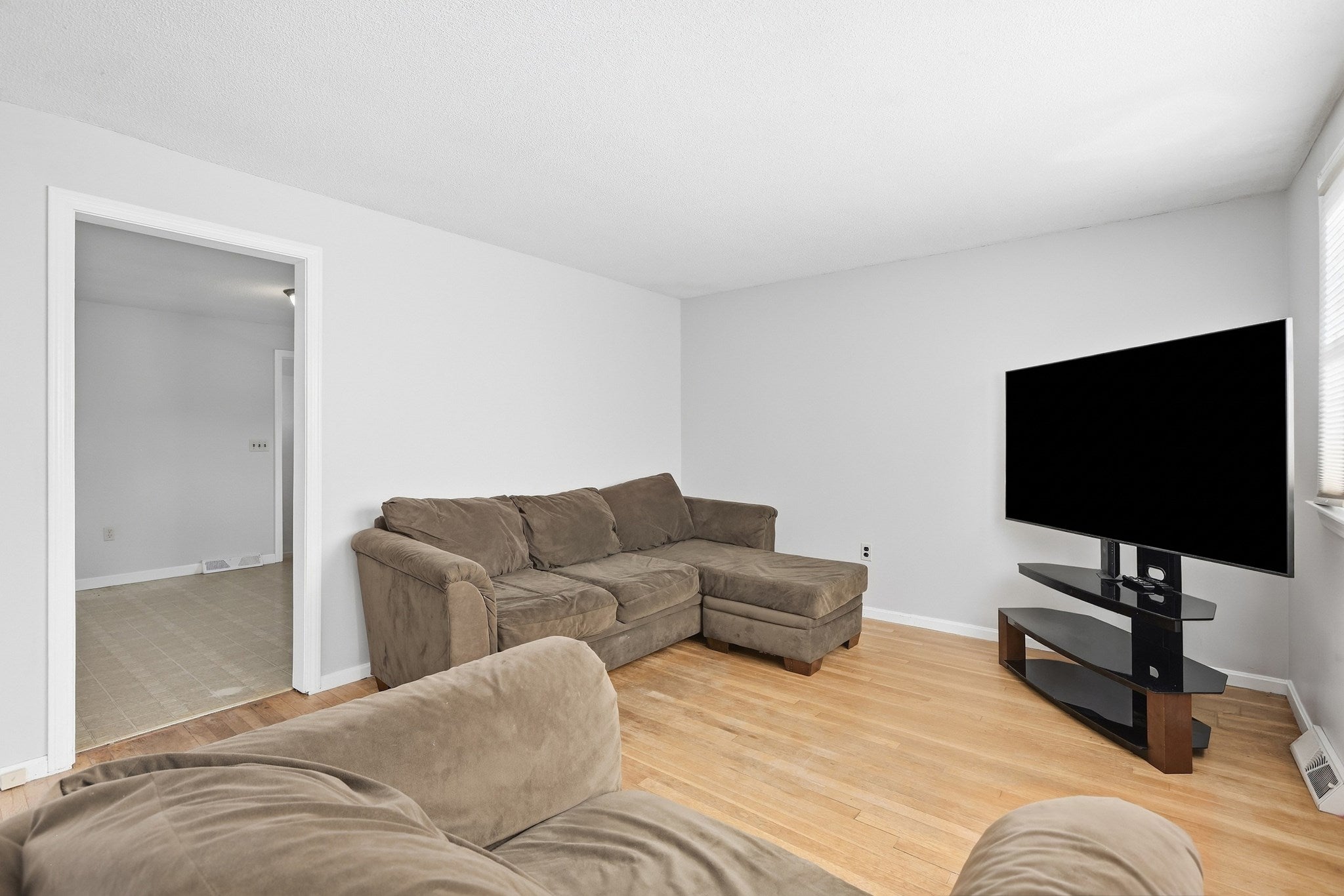 444 Butman Rd, Lowell, MA, 444 Butman Rd, Lowell, MA Photo #6