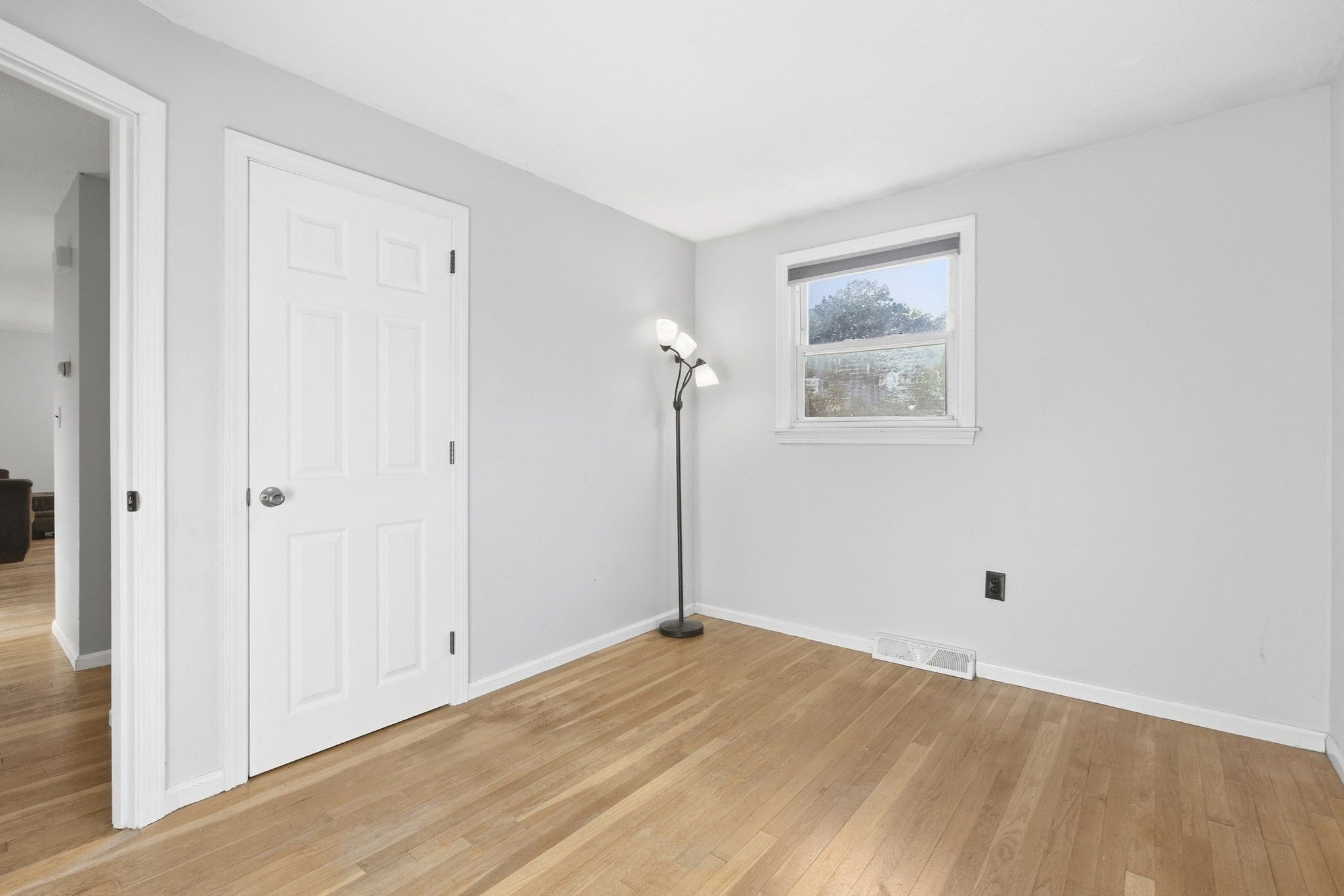 444 Butman Rd, Lowell, MA, 444 Butman Rd, Lowell, MA Photo #14