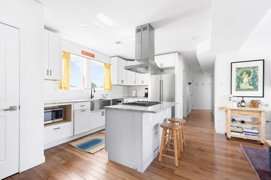 14 Cottage St 3