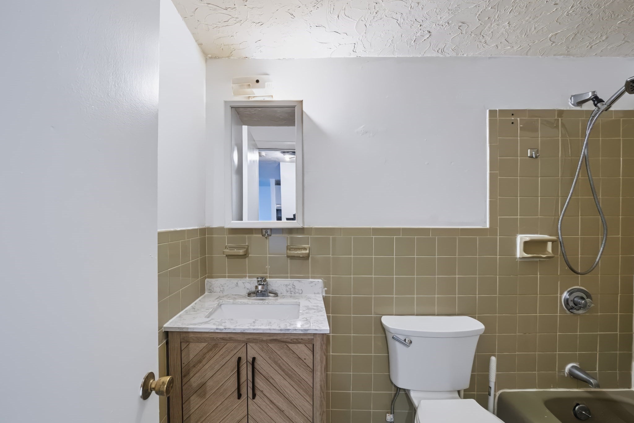 974-976 Main St #24, Melrose, MA, 974-976 Main St #24, Melrose, MA Photo #20