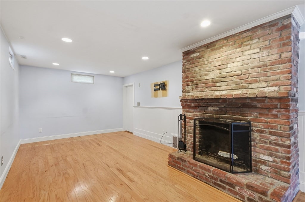 560 Middle St, Weymouth, MA Photo #27