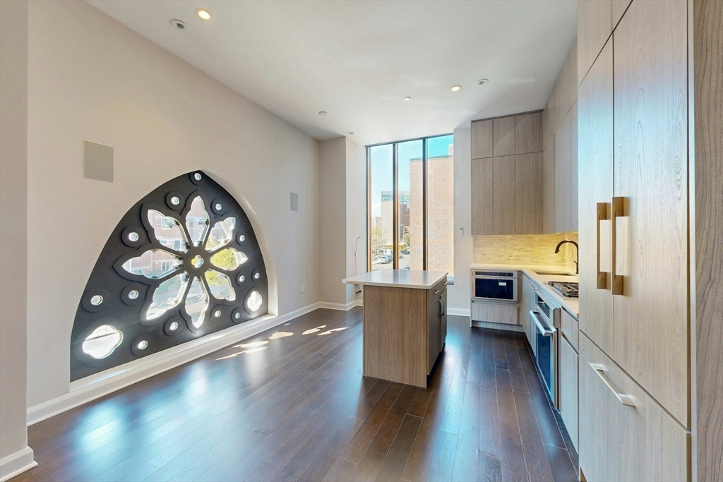 140 Shawmut Ave 2A