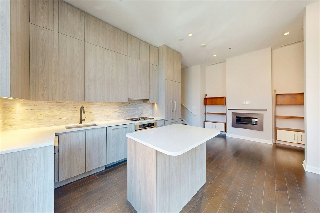 140 Shawmut Ave 2A
