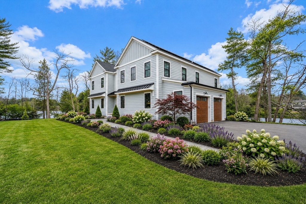 1 Ledge Brook Drive
