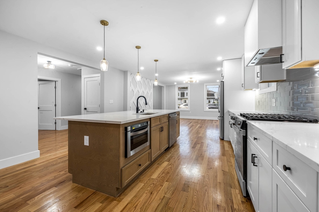 1442 Washington