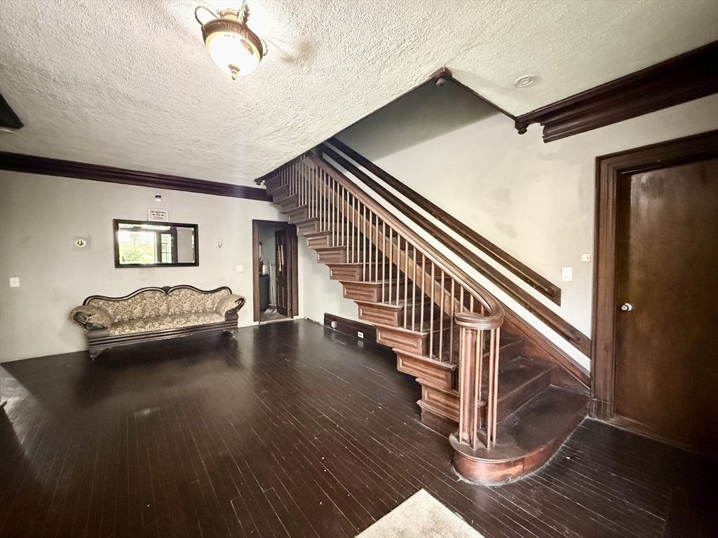 54 Ridgewood Pl