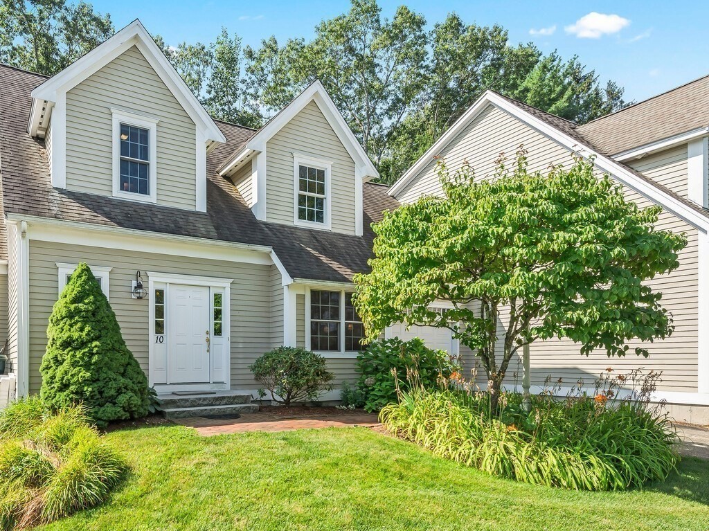725 Boston Post Rd 10
