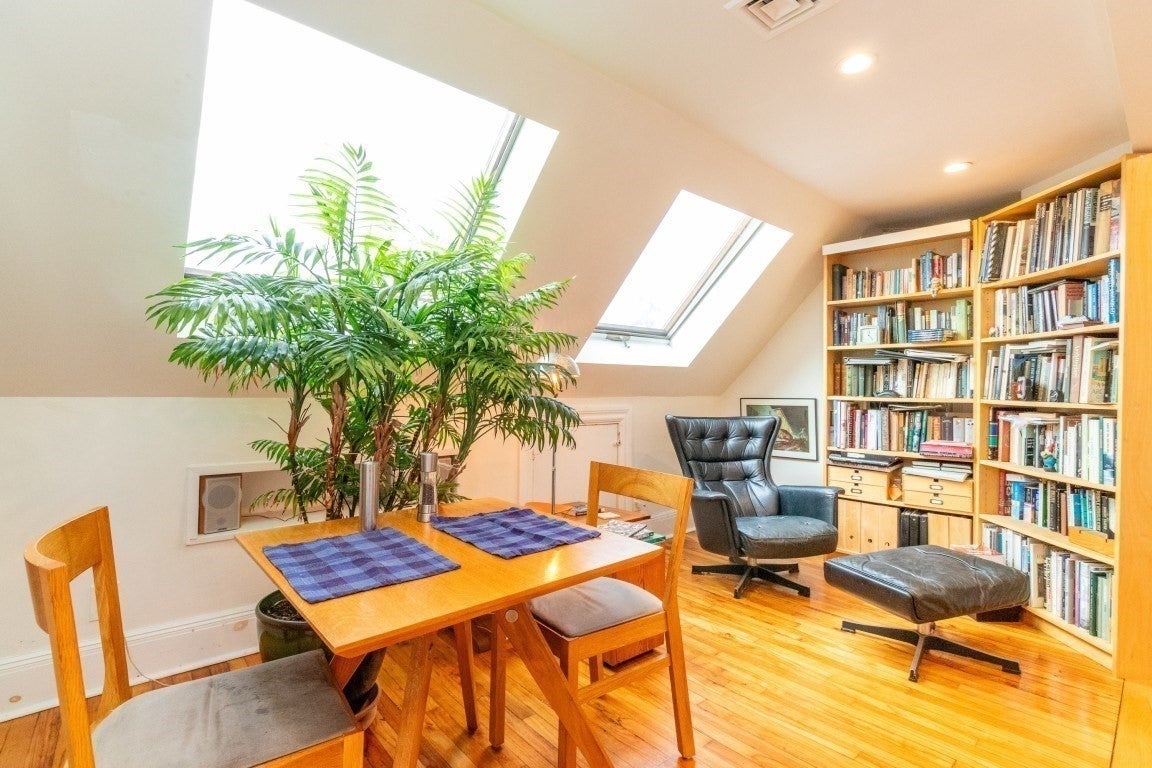 21 Conway St, Boston, MA, 21 Conway St, Boston, MA Photo #23