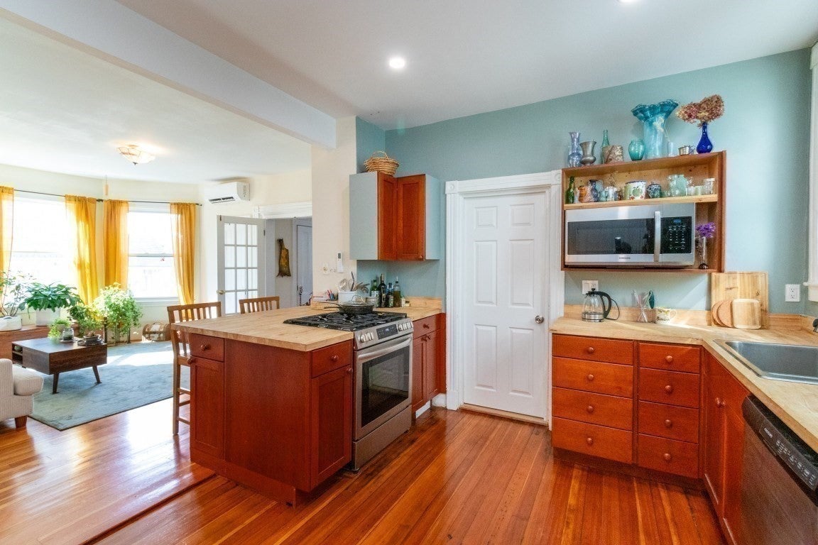 21 Conway St, Boston, MA, 21 Conway St, Boston, MA Photo #8