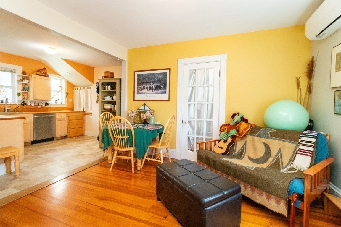 21 Conway St, Boston, MA, 21 Conway St, Boston, MA Photo #17