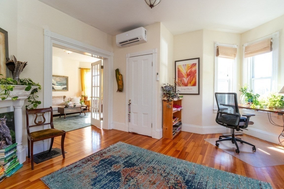 21 Conway St, Boston, MA, 21 Conway St, Boston, MA Photo #9
