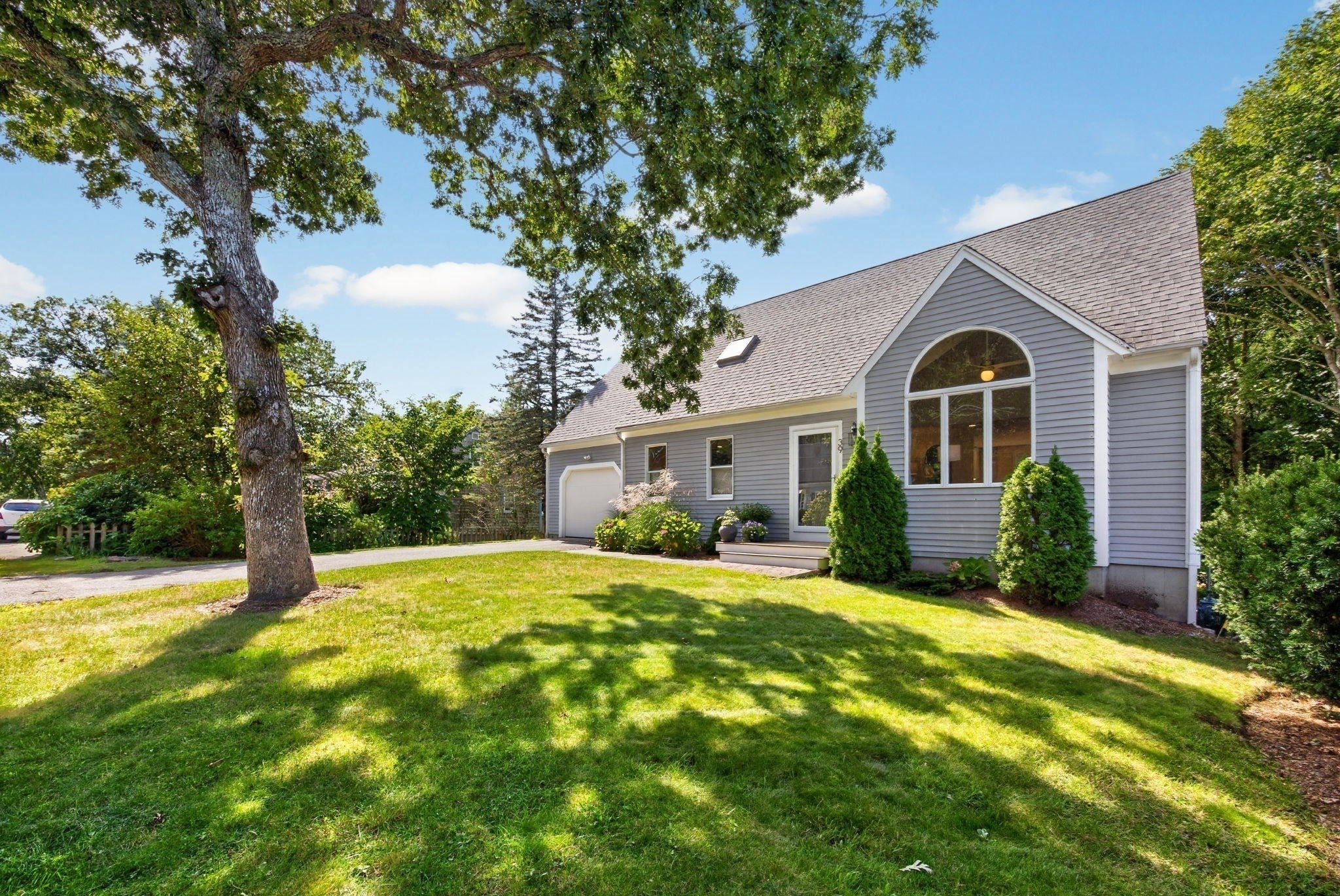 39 Antlers Shore Drive, Falmouth, MA, 39 Antlers Shore Drive, Falmouth, MA Photo #2