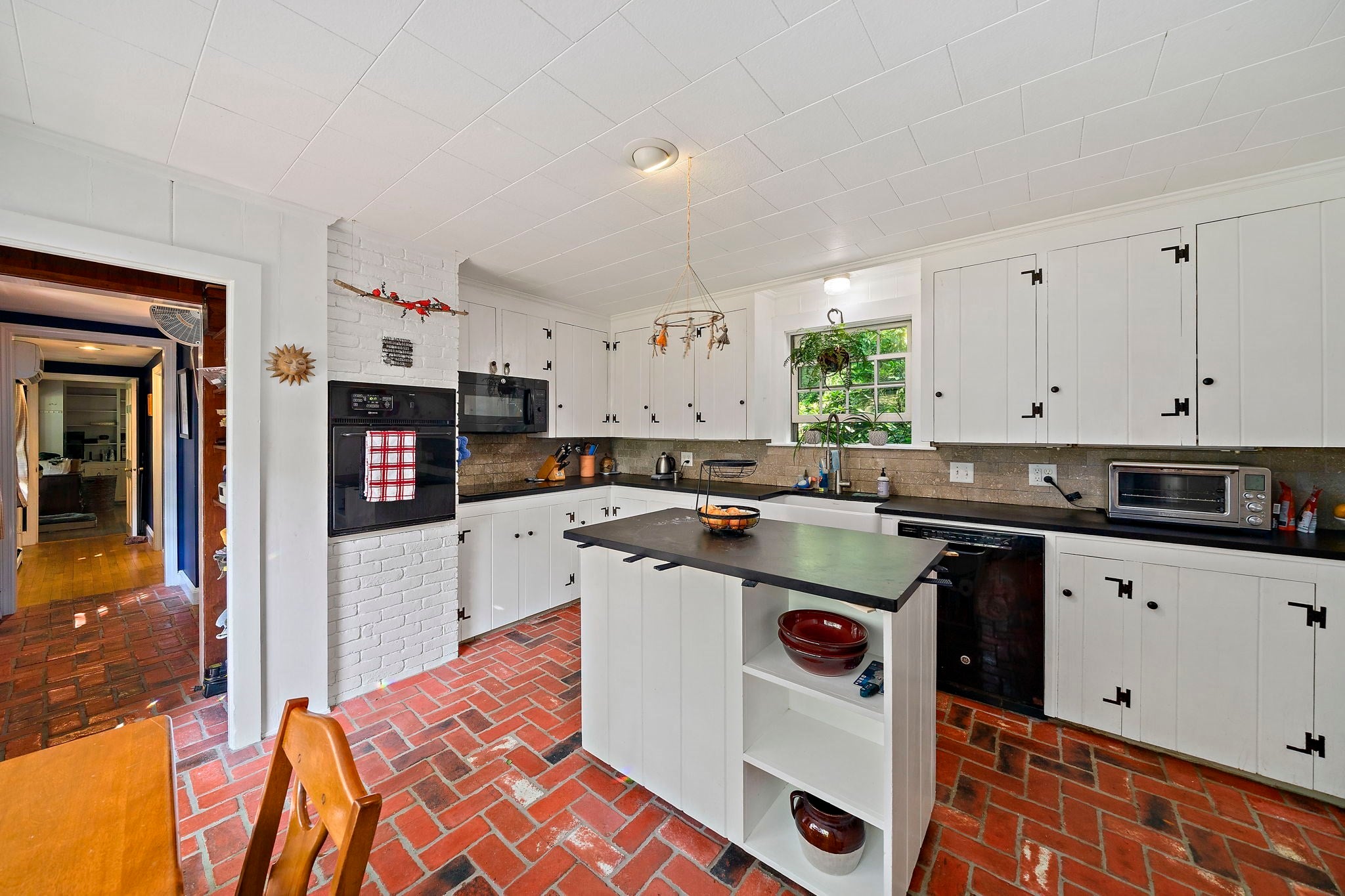 128 Whitford Cir, Marshfield, MA Photo #6