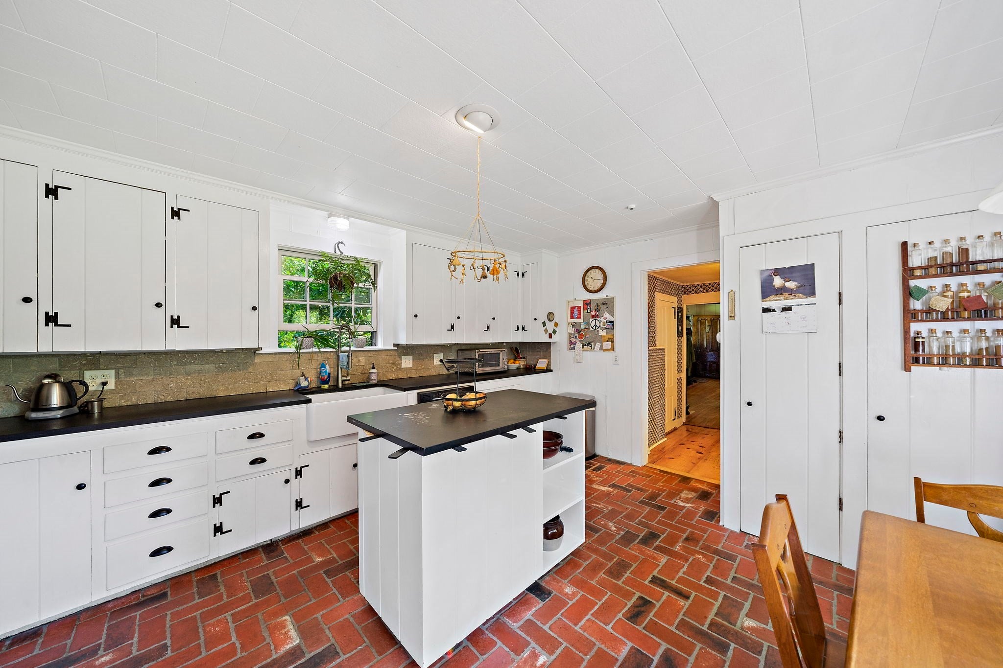 128 Whitford Cir, Marshfield, MA Photo #3