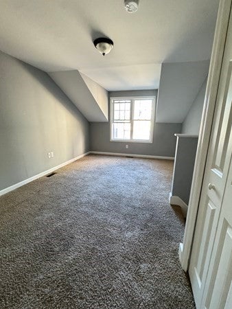 35 Standish St, Worcester, MA Photo #9