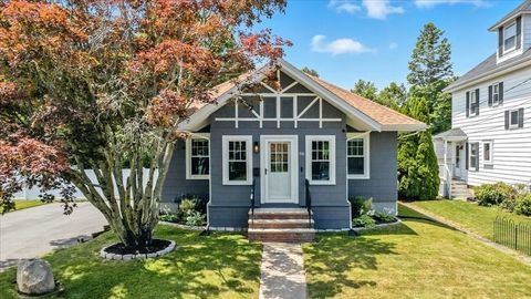 86 Hill St Norwood MA 02062