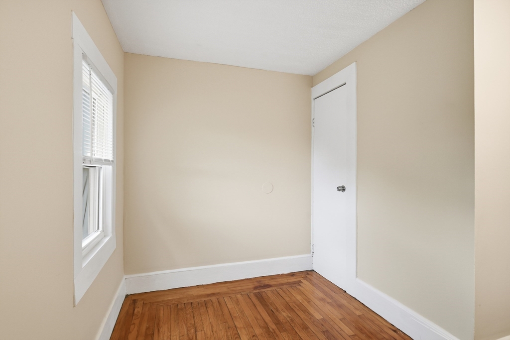 57-59 Pomona St, Springfield, MA Photo #16