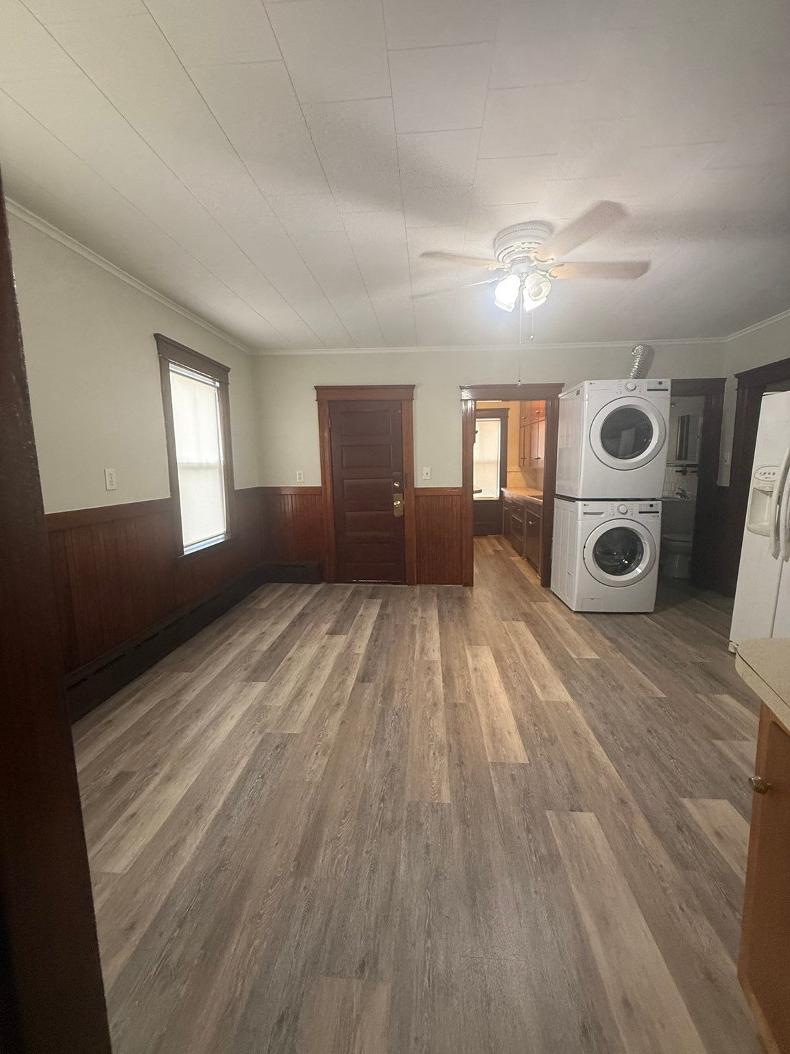 Photo 4 Photo 4