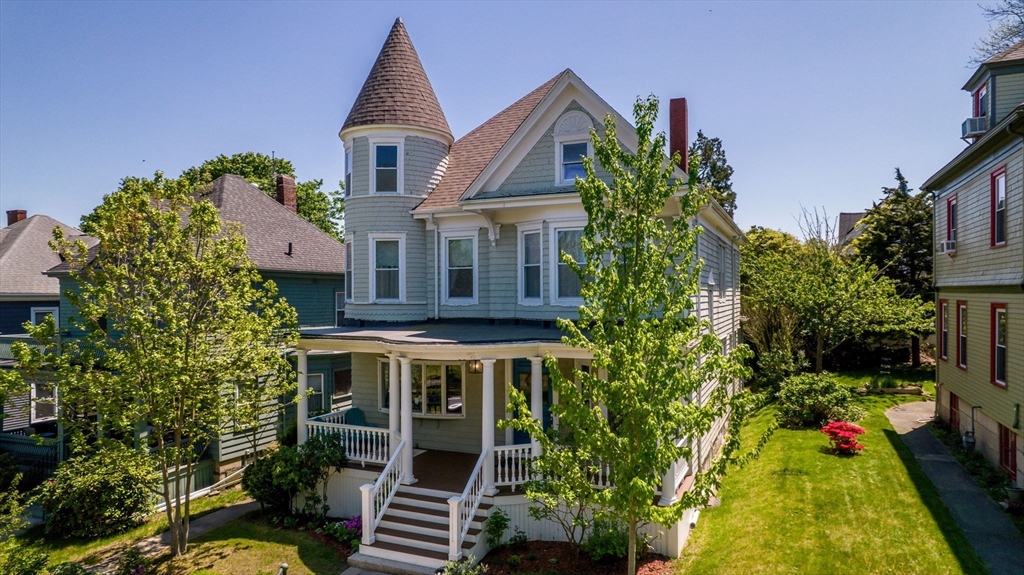 42 Pearl St.