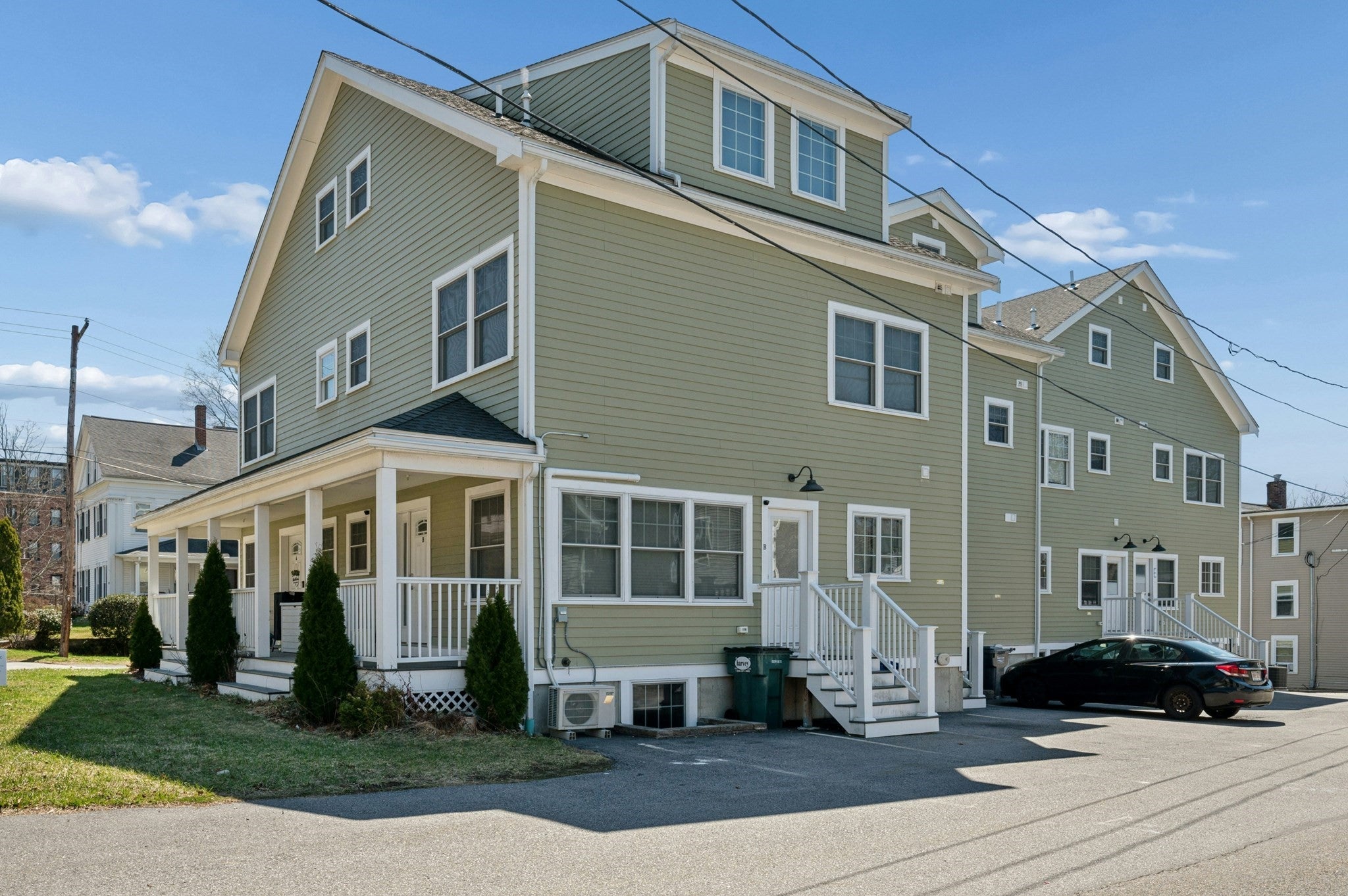 140 Main St B