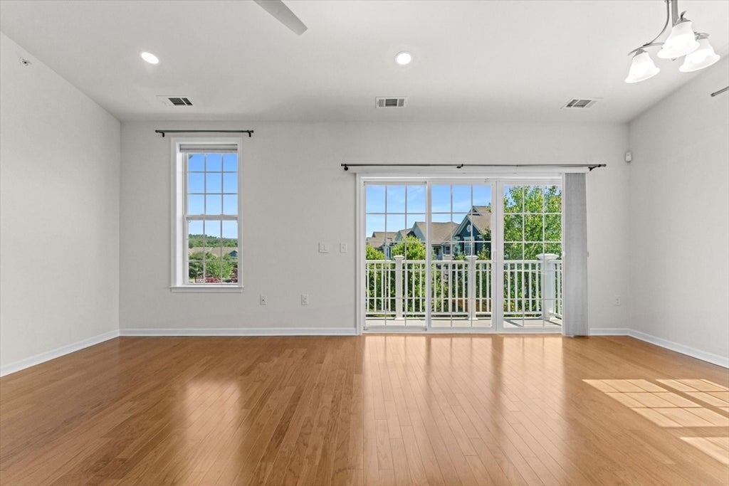 216 Corning Fairbanks Way #216, Westborough, MA, 216 Corning Fairbanks Way #216, Westborough, MA Photo #4