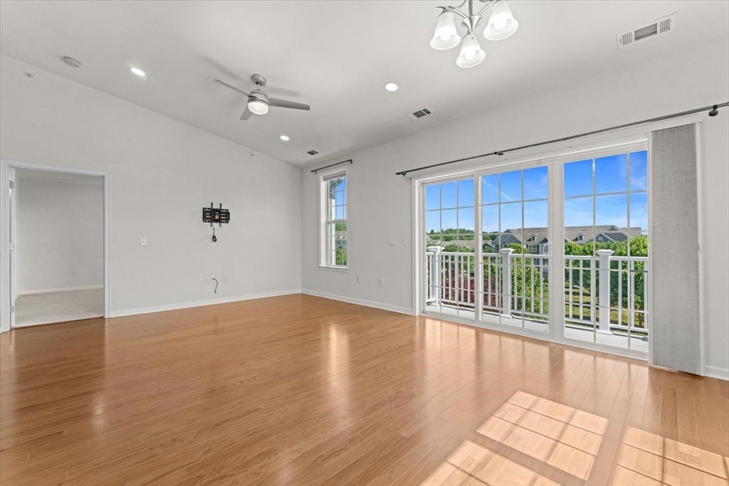 216 Corning Fairbanks Way #216, Westborough, MA, 216 Corning Fairbanks Way #216, Westborough, MA Photo #6
