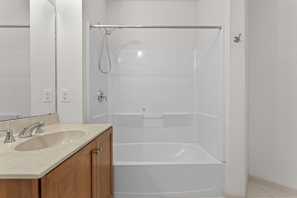 216 Corning Fairbanks Way #216, Westborough, MA, 216 Corning Fairbanks Way #216, Westborough, MA Photo #11