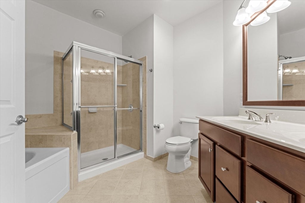 216 Corning Fairbanks Way #216, Westborough, MA, 216 Corning Fairbanks Way #216, Westborough, MA Photo #8