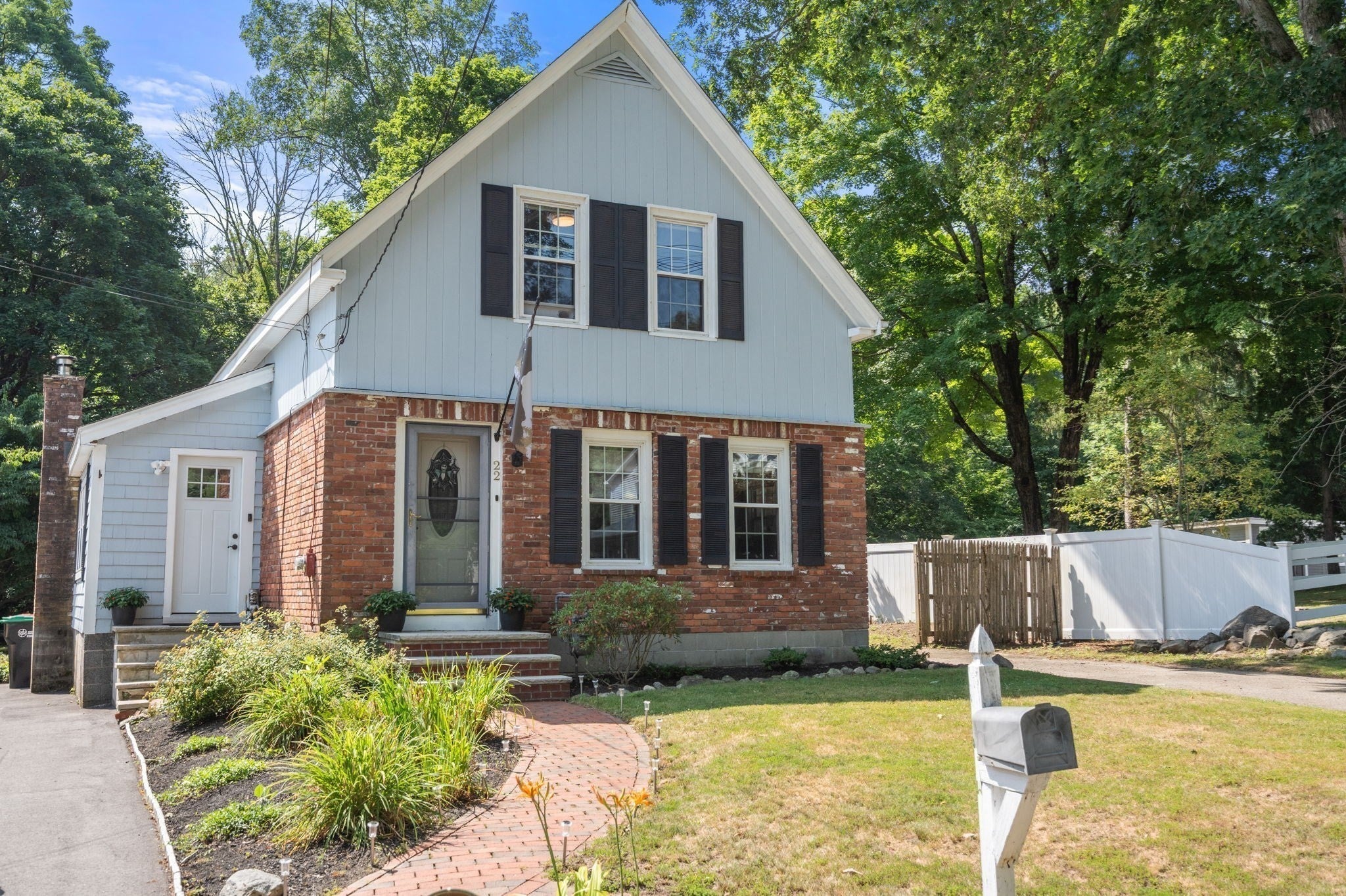 22 Union Rd