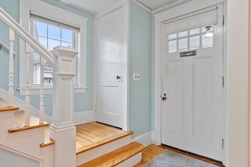 31 Barnard Rd, Worcester, MA Photo #4