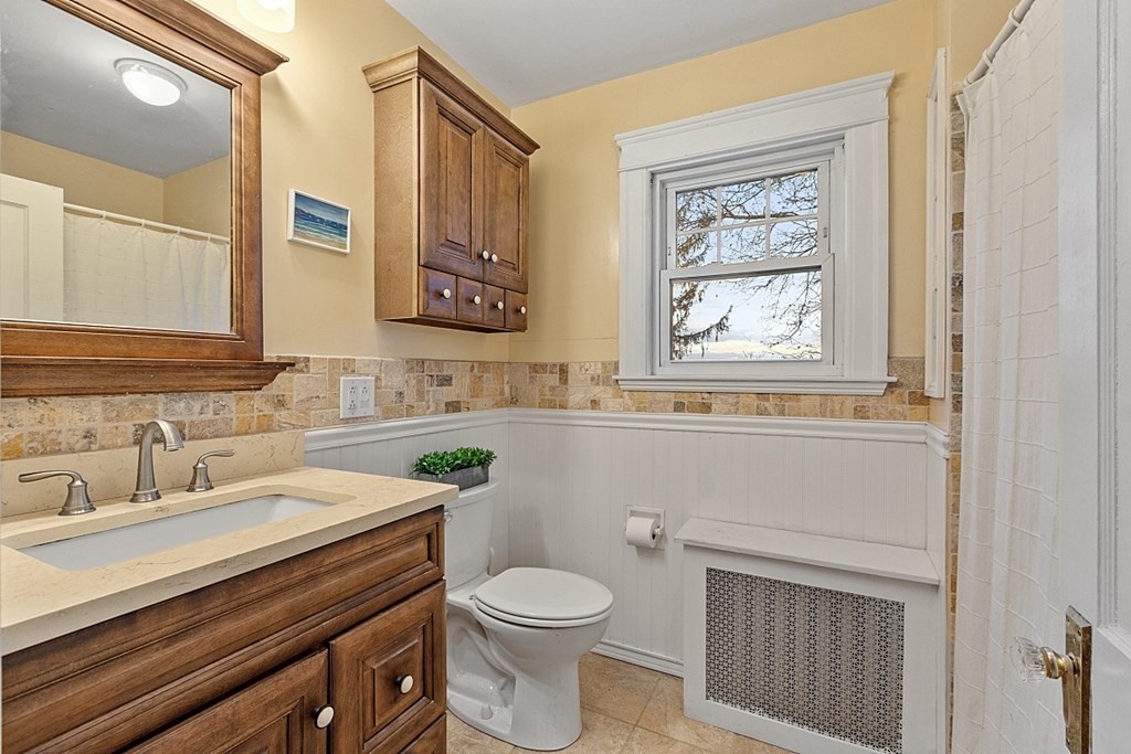 31 Barnard Rd, Worcester, MA Photo #23