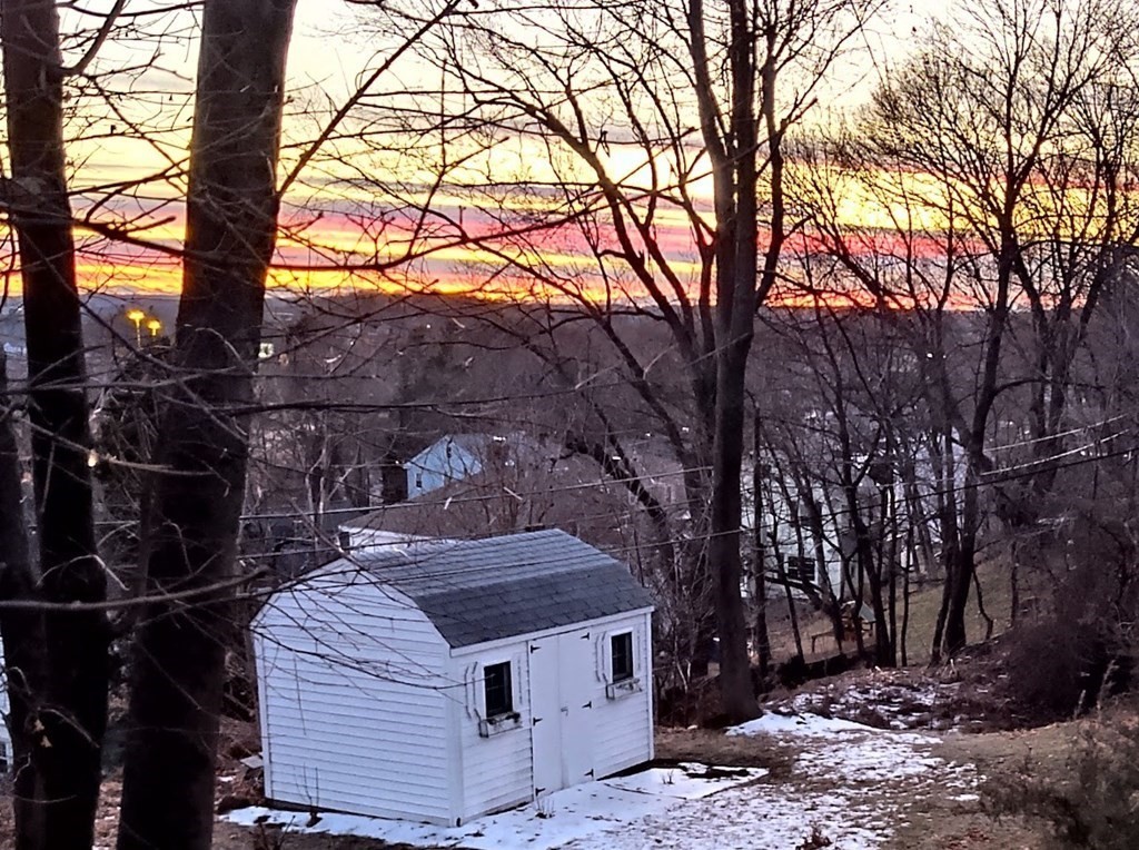31 Barnard Rd, Worcester, MA Photo #32