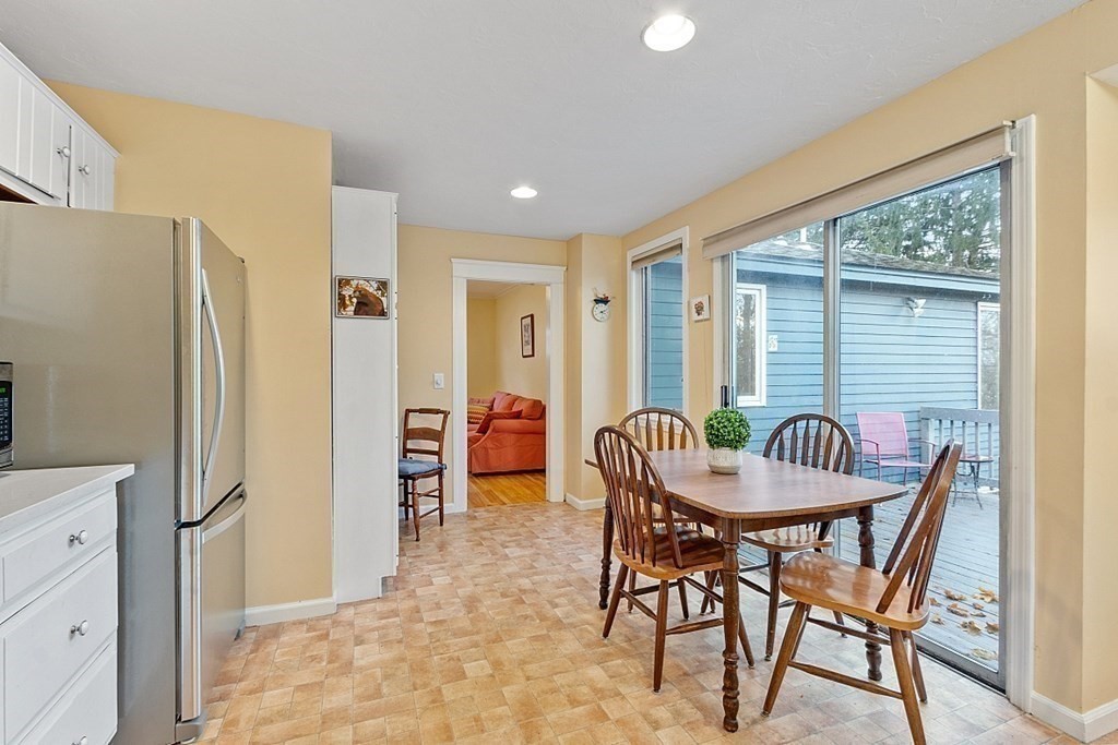 31 Barnard Rd, Worcester, MA Photo #12