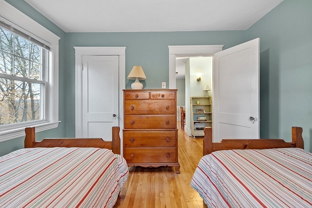 31 Barnard Rd, Worcester, MA Photo #28