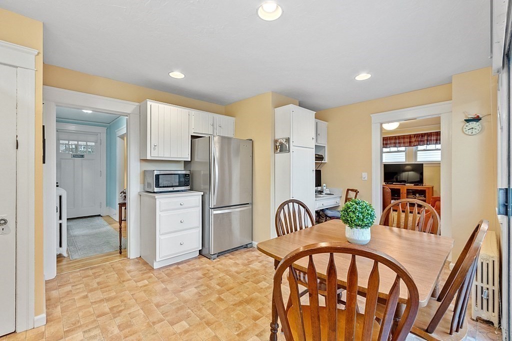 31 Barnard Rd, Worcester, MA Photo #9
