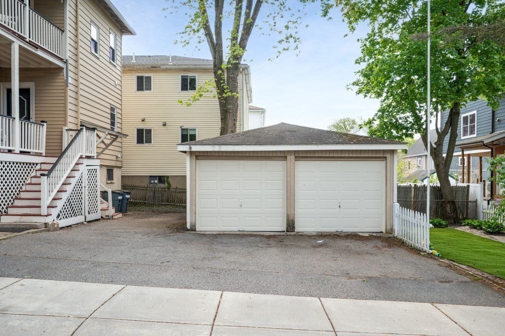 16 Charles St #A, Watertown, MA Photo #31