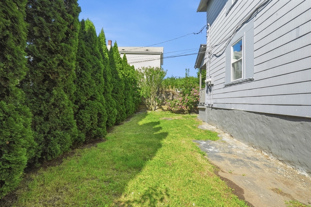 144-146 Plantation St, Worcester, MA Photo #4