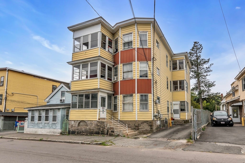 Photo of 30-32 Spruce ST, Lawrence, MA