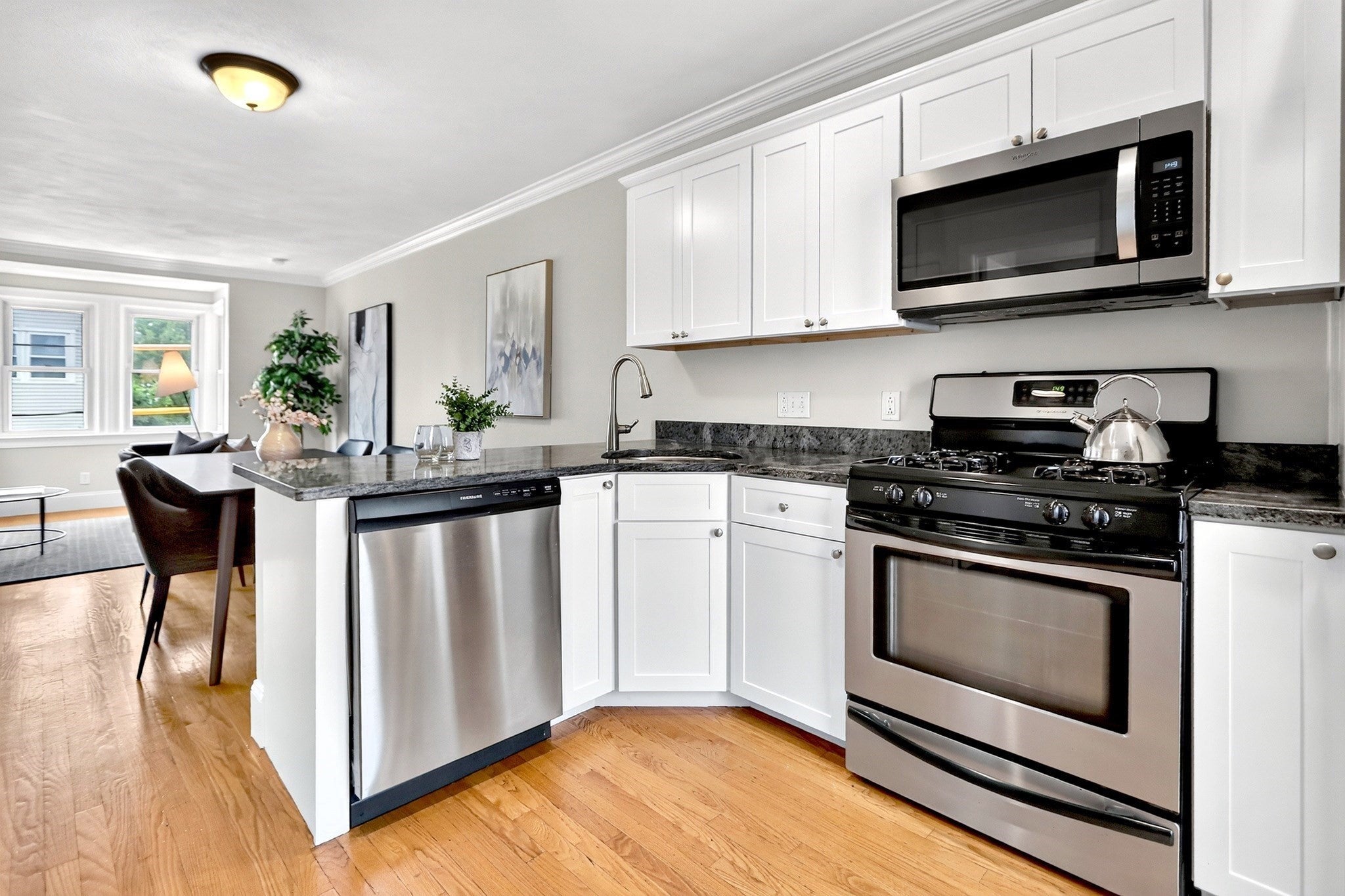 139 W 6th St #2, Boston, MA, 139 W 6th St #2, Boston, MA Photo #8