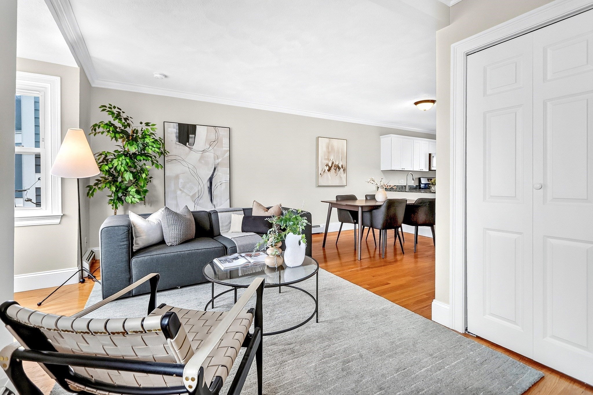 139 W 6th St 2