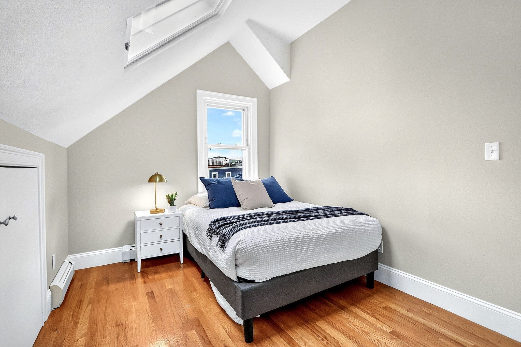 139 W 6th St #2, Boston, MA, 139 W 6th St #2, Boston, MA Photo #25