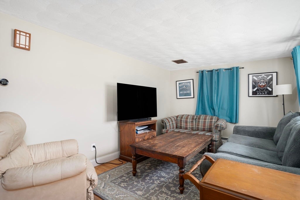 10 Sidney Ave, Swansea, MA, 10 Sidney Ave, Swansea, MA Photo #6