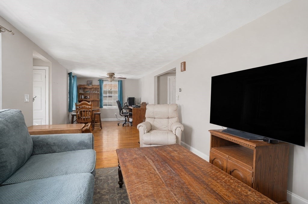 10 Sidney Ave, Swansea, MA, 10 Sidney Ave, Swansea, MA Photo #5