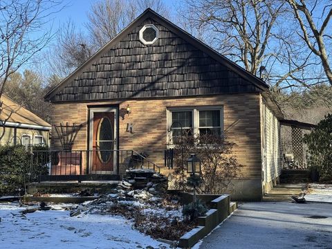 99 Leland Rd Norfolk MA 02056