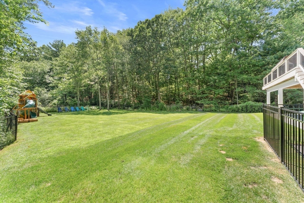 18 Crystal Hill Ter, Westwood, MA, 18 Crystal Hill Ter, Westwood, MA Photo #4
