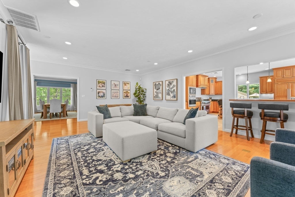 18 Crystal Hill Ter, Westwood, MA, 18 Crystal Hill Ter, Westwood, MA Photo #13