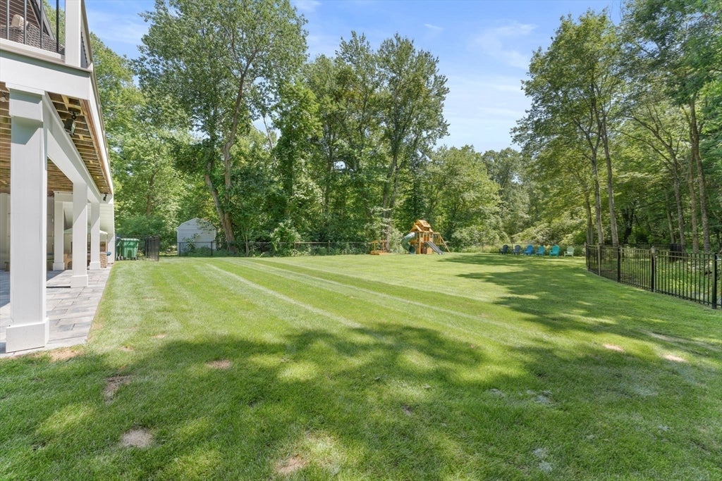 18 Crystal Hill Ter, Westwood, MA, 18 Crystal Hill Ter, Westwood, MA Photo #39